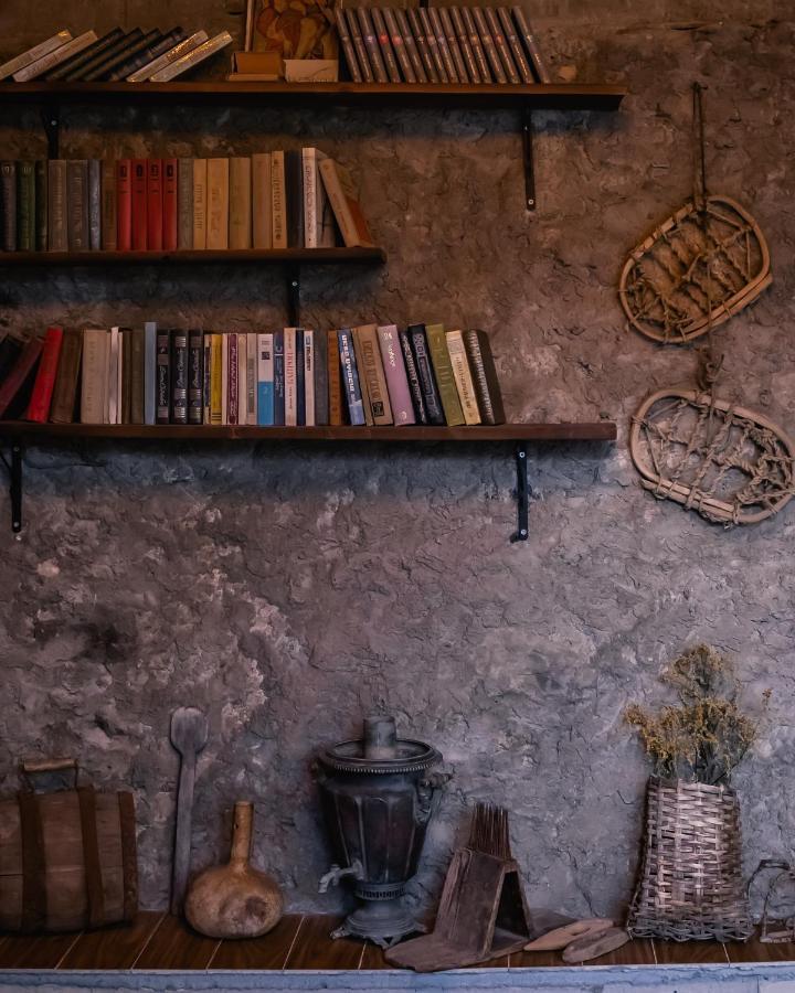 Hotel Old House Местия Екстериор снимка